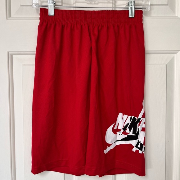 NWT Nike Jordan Jumpman Classics Mesh Shorts Boys Large (12–13Y) - Picture 3 of 13